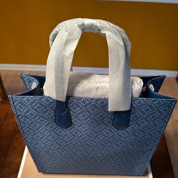 Michael Kors Kempner Large Logo Jacquard Blue Tote Bag-NWT - Picture 4 of 5